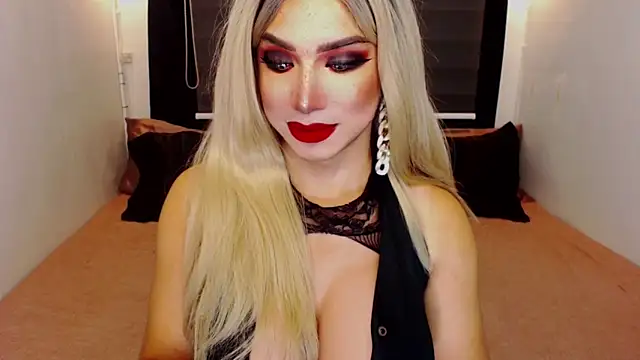 Snapshot of HugeCockDominantXxX chatting on 11.27.25 HugeCockDominantXxX online show from 11.27.25