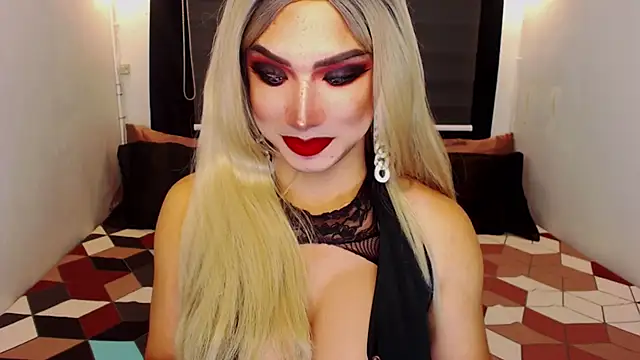 Snapshot of HugeCockDominantXxX chatting on 11.30.25 HugeCockDominantXxX online show from 11.30.25