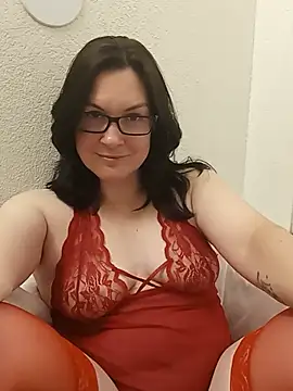 Snapshot of DesreRose chatting on 07.02.26 DesreRose online show from 07.02.26