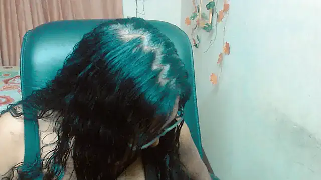 Snapshot of CindyClimax chatting on 11.15.25 CindyClimax online show from 11.15.25