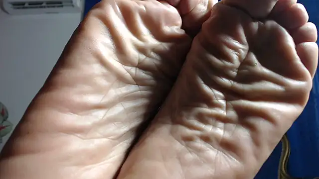 Snapshot of big_boobsmature chatting on 01.27.25 big boobsmature online show from 01.27.25