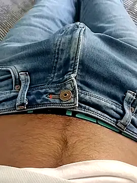 Babyucum4me online show from 03.18.25