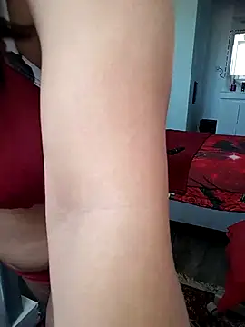 Snapshot of HotSpicyGujju chatting on 02.26.25 HotSpicyGujju online show from 02.26.25