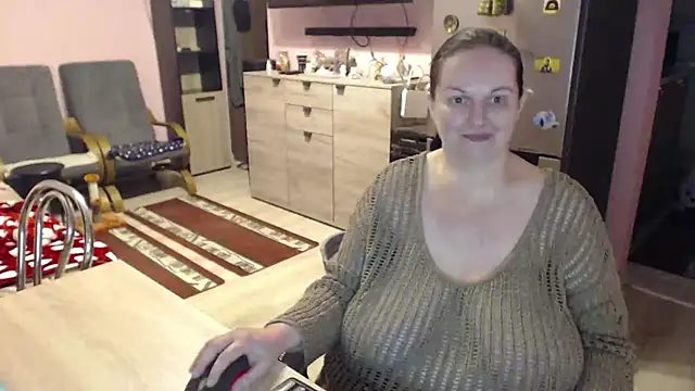 BustyLadyAlma online show from 12.02.24