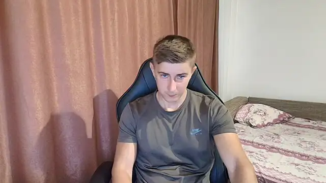 Todhorny9873 online show from 02.18.25