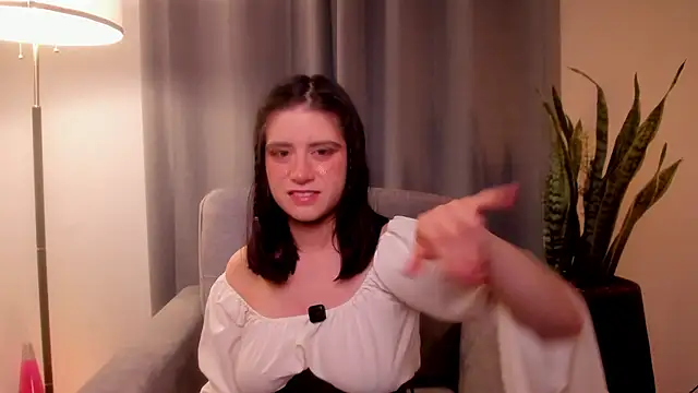 Snapshot of HazelKush chatting on 02.09.26 HazelKush online show from 02.09.26