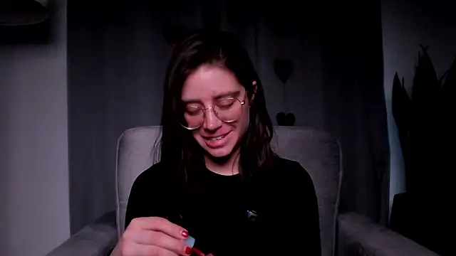 Snapshot of HazelKush chatting on 02.12.26 HazelKush online show from 02.12.26
