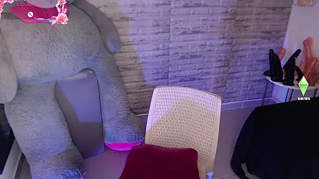 TinnaCobb online show from 02.21.26