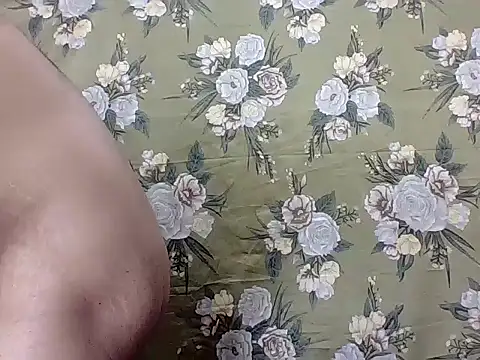 Snapshot of sarathchandru chatting on 10.25.25 sarathchandru online show from 10.25.25