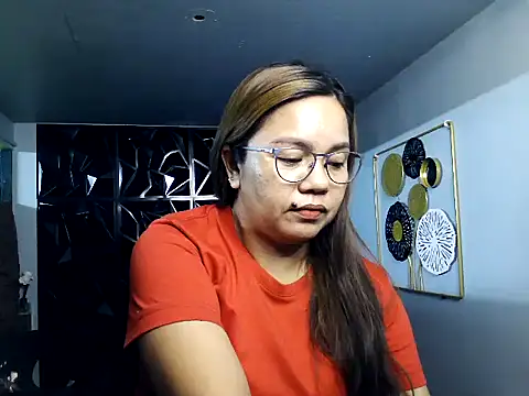 ambersmile online show from 01.24.25