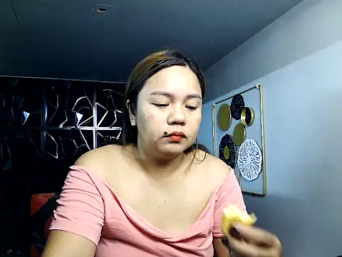 ambersmile online show from 01.25.25