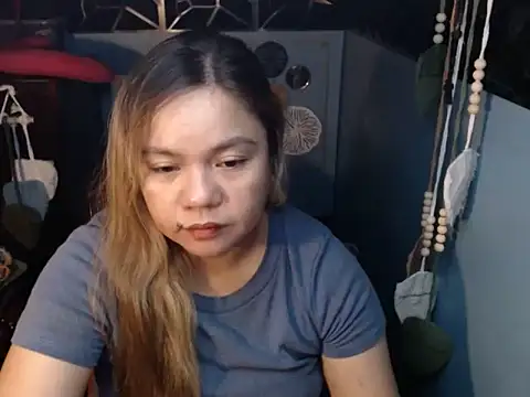 Snapshot of ambersmile chatting on 10.20.25 ambersmile online show from 10.20.25