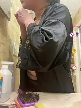 Snapshot of PichyPrettyPussy chatting on 06.25.26 PichyPrettyPussy online show from 06.25.26