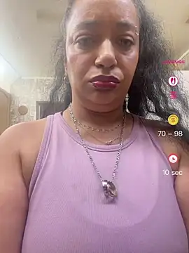 Snapshot of PichyPrettyPussy chatting on 07.22.26 PichyPrettyPussy online show from 07.22.26