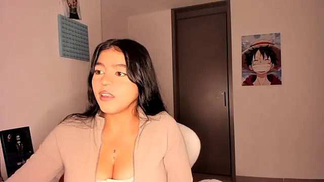 Snapshot of Naiara_sex chatting on 02.13.25 Naiara sex online show from 02.13.25