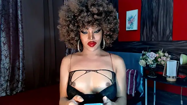 Snapshot of trixxielicious chatting on 01.22.25 trixxielicious online show from 01.22.25