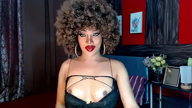 Snapshot of trixxielicious chatting on 01.23.25 trixxielicious online show from 01.23.25