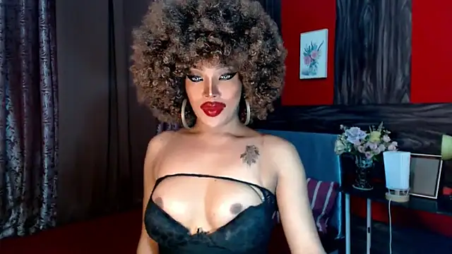 Snapshot of trixxielicious chatting on 01.26.25 trixxielicious online show from 01.26.25