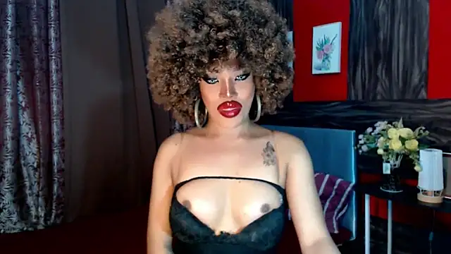 Snapshot of trixxielicious chatting on 01.30.25 trixxielicious online show from 01.30.25