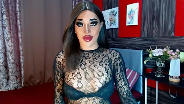 Snapshot of trixxielicious chatting on 02.14.25 trixxielicious online show from 02.14.25