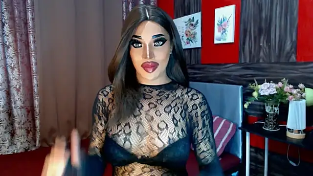 Snapshot of trixxielicious chatting on 02.14.25 trixxielicious online show from 02.14.25