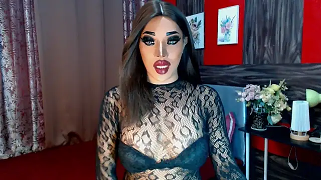 Snapshot of trixxielicious chatting on 02.15.25 trixxielicious online show from 02.15.25