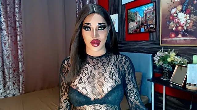 Snapshot of trixxielicious chatting on 02.20.25 trixxielicious online show from 02.20.25