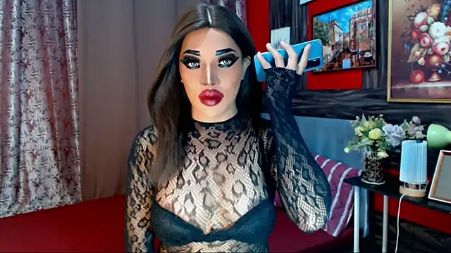 Snapshot of trixxielicious chatting on 02.23.25 trixxielicious online show from 02.23.25