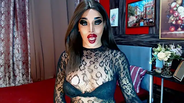 Snapshot of trixxielicious chatting on 03.05.25 trixxielicious online show from 03.05.25