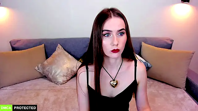 TheWoman   online show from 02.18.25