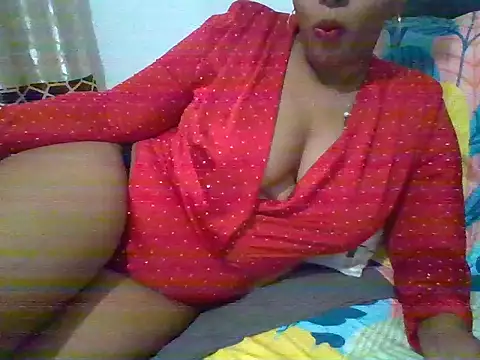 Snapshot of Nathyjess195 chatting on 09.29.25 Nathyjess195 online show from 09.29.25