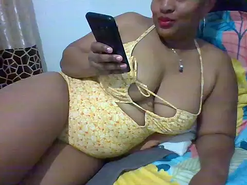 Snapshot of Nathyjess195 chatting on 10.04.25 Nathyjess195 online show from 10.04.25