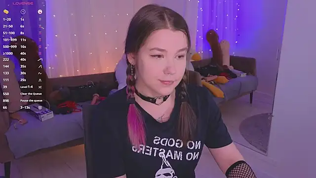 Mira Falls online show from 03.25.26