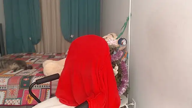 Snapshot of LuxuryNika chatting on 01.02.25 LuxuryNika online show from 01.02.25