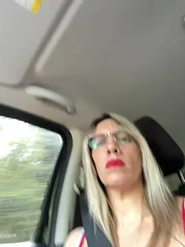 Gatitacarlita online show from 01.20.25