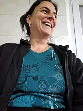 IsabelleCraft online show from 09.29.25