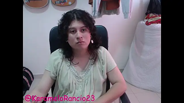 Smoke trip Alicia online show from 02.20.25