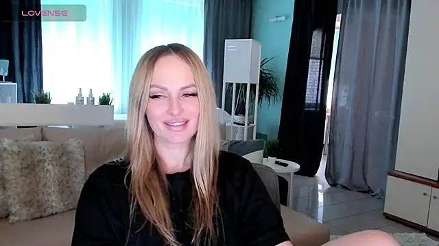 Libby Nora online show from 03.03.25