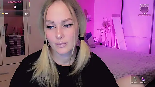 Snapshot of Libby_Nora chatting on 05.15.26 Libby Nora online show from 05.15.26