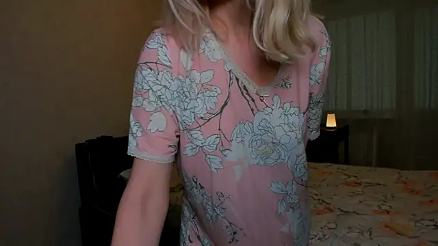 Snapshot of Anastasiagate chatting on 02.09.25 Anastasiagate online show from 02.09.25