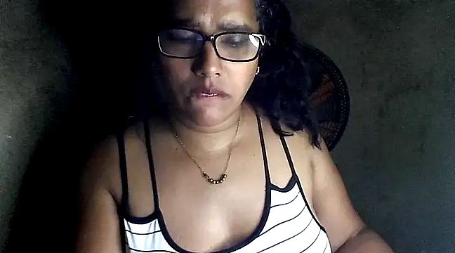 Damita999 online show from 01.13.25