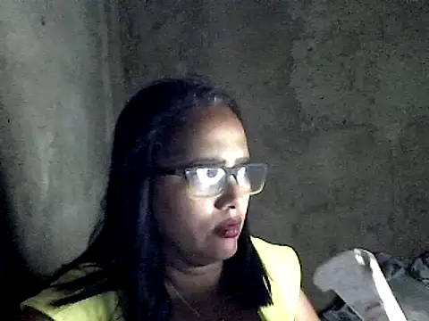 Damita999 online show from 02.04.25