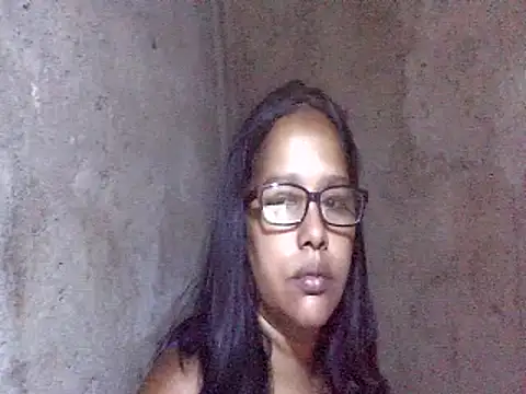 Damita999 online show from 02.24.25