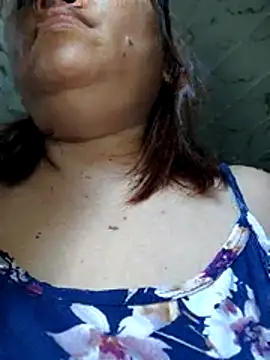 XXLorie 02 online show from 04.15.26