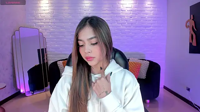 AmyDavis  online show from 12.29.24
