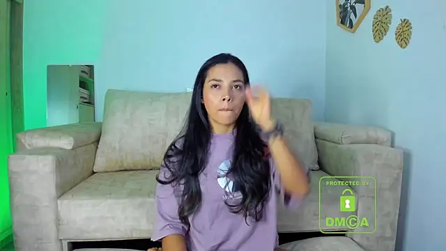 Snapshot of k4y_lover chatting on 10.15.25 k4y lover online show from 10.15.25