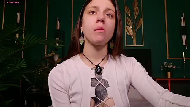 Eille Elfie online show from 11.07.25