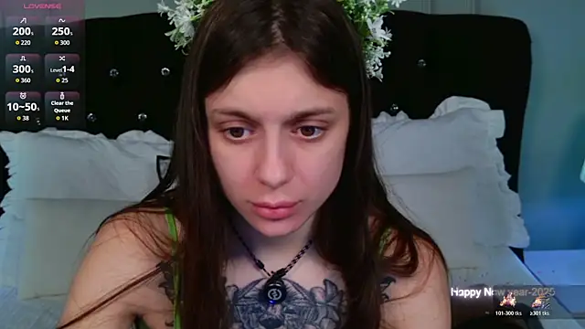 Eille Elfie online show from 12.04.25