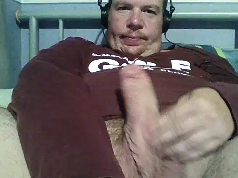 Snapshot of thickdick12331 chatting on 10.08.25 thickdick12331 online show from 10.08.25