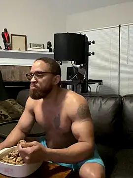 Snapshot of Fathero1time chatting on 10.11.25 Fathero1time online show from 10.11.25